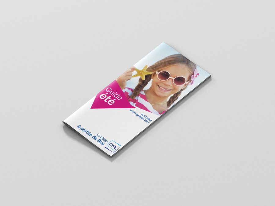 brochure_magazine_mockup_dl_side